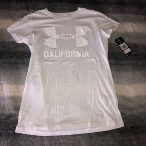 NWT Under Armour Tee